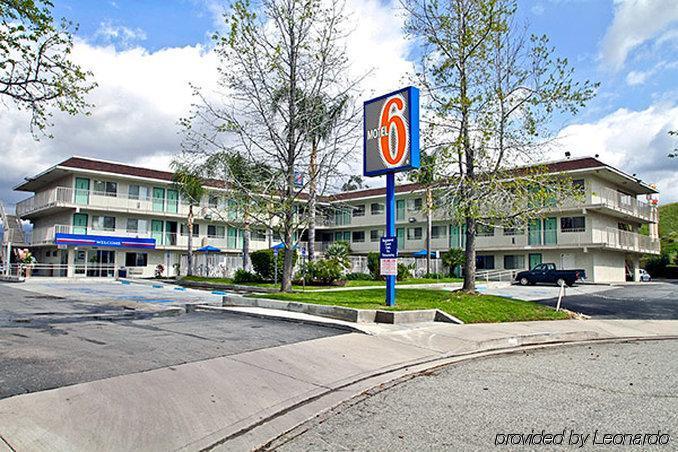 Serrano Village Motel 6-San Bernardino, Ca - North المظهر الخارجي الصورة